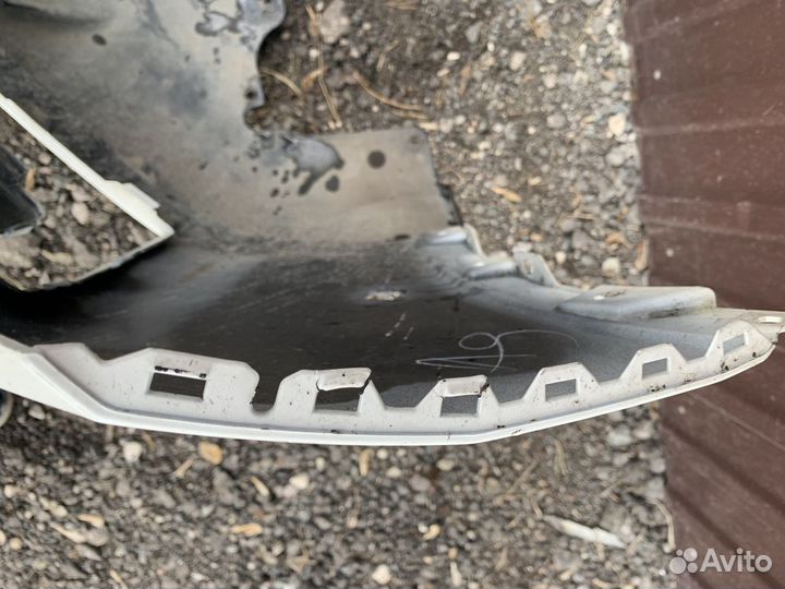 Передний бампер Ниссан X-Trail T32 (с 18 года)