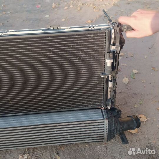 Audi a4b8 кассета радиаторов оригинал япония