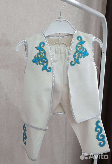 Аренда национальных костюмов и дорожка (ак жол)