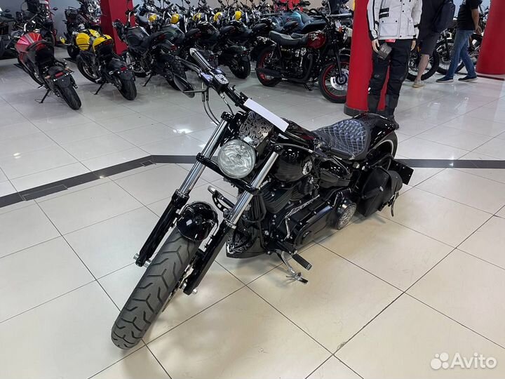 Harley-davidson Breakout