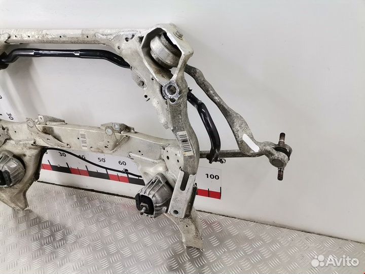 Балка для BMW 3-Series (E90/E91/E92/E93)