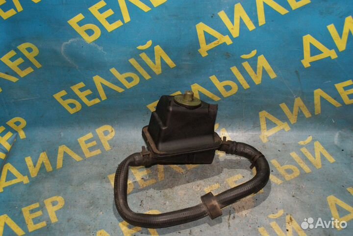 Бачок гур Volkswagen Golf 4 Variant