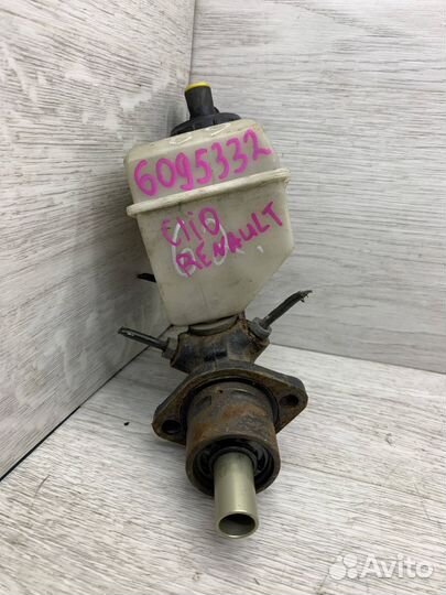 Цилиндр тормозной главный