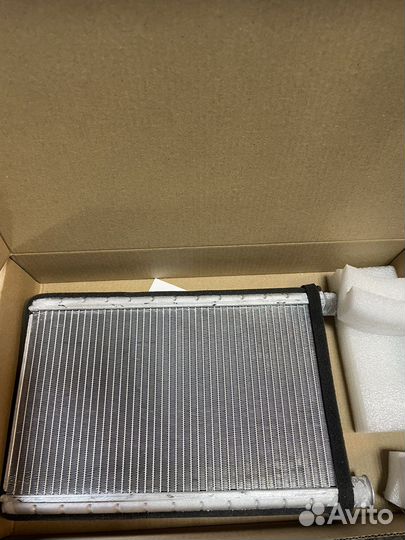 Радиатор печки на bmw e90 e 92 бмв