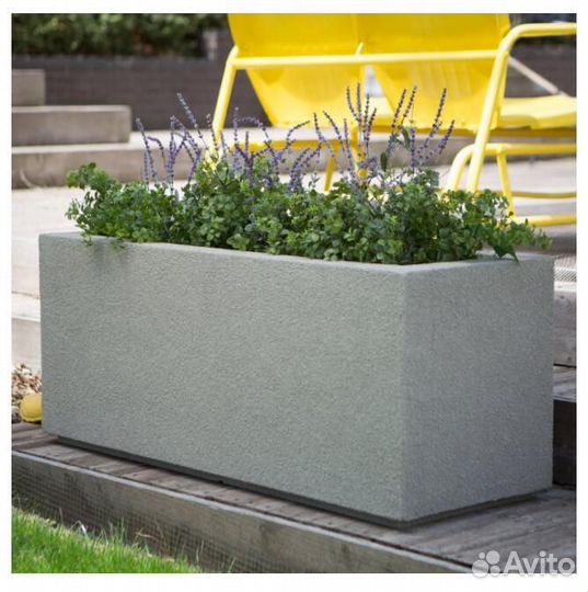 Уличные вазоны бетонные