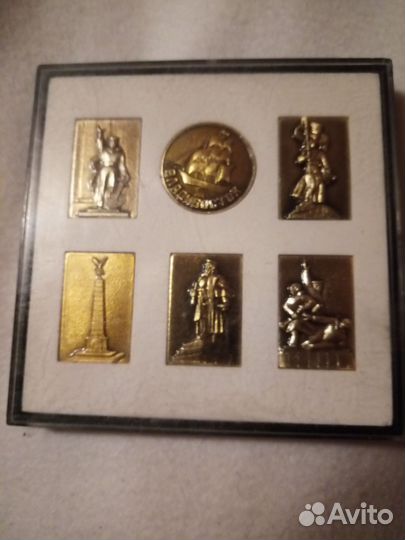 Набор сувенирных значков владивосток СССР