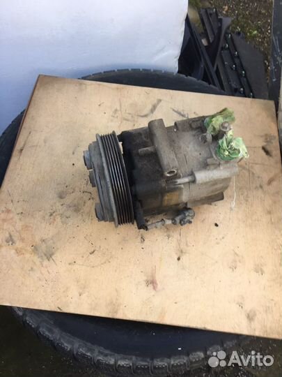 Компрессор кондиционера на Форд Фокус-1