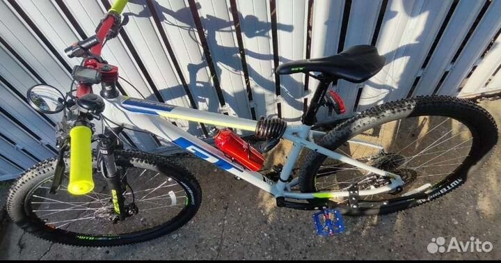 GT Avalanche 29 comp M