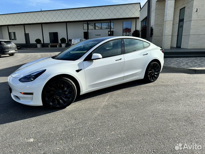 Tesla Model 3 346 л.с. AT, 2022, 24 000 км