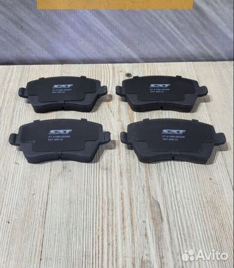 Тормозные колодки Nissan note E11