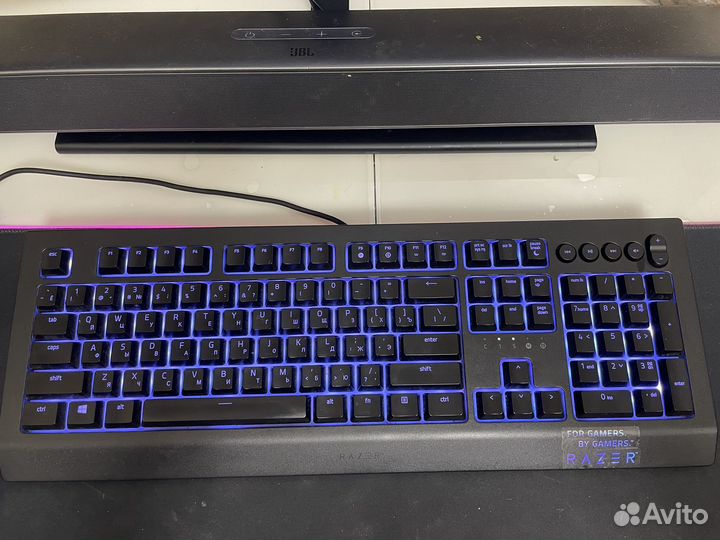 Игровая клавиатура razer cynosa V2