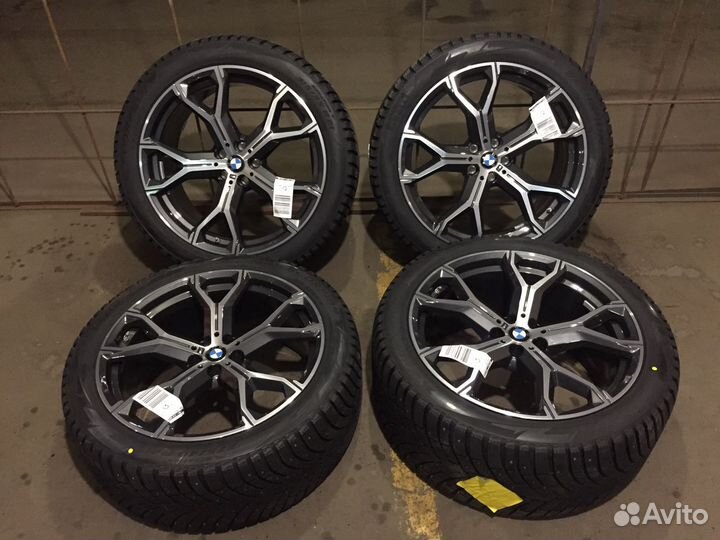 R21 Pirelli Scorpion Ice Zero 2 315/35, PCD 5x112 DIA 66.6