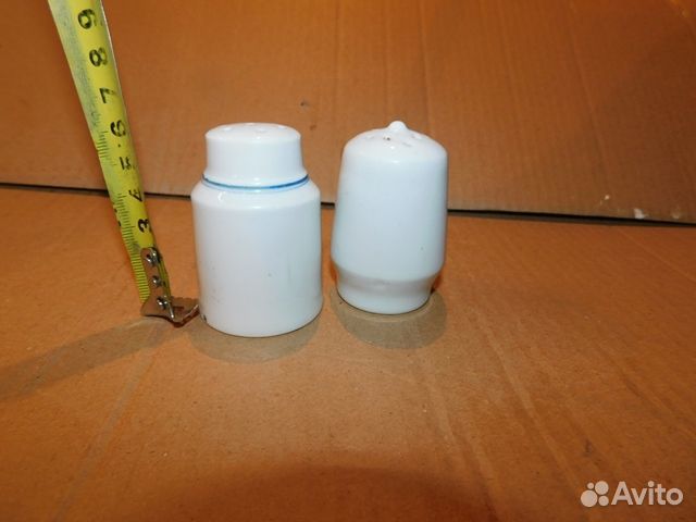 2 Антикварные, фарфоровые перечницы-солонки ри-ран