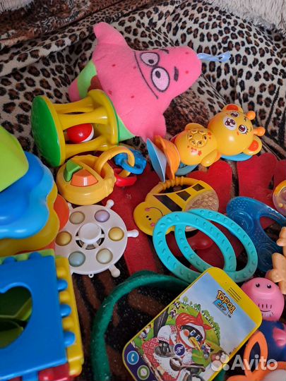 Игрушки от 0 месяцев до года
