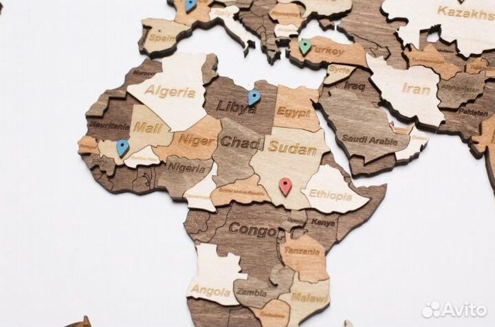 Карта мира из дерева “Color” 150x90