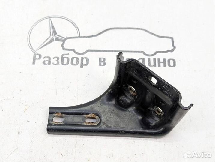 Кронштейн W639 V-class 646.982 2004