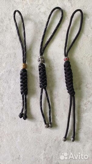Темляк для ножа из паракорда