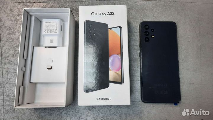 Samsung Galaxy A32, 4/64 ГБ