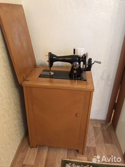 Швейная машинка