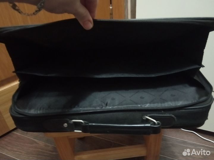 Портфель для ноутбука, планшета