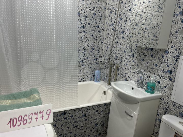 2-к. квартира, 47 м², 4/4 эт.