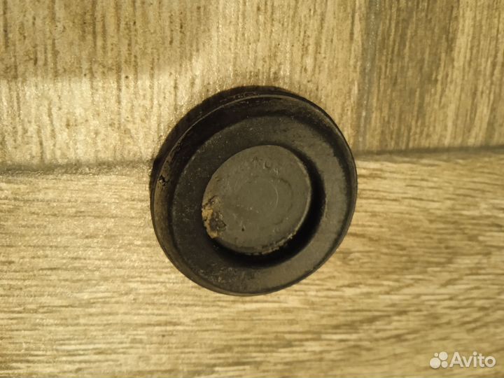 Резиновая заглушка порога Audi 100, 200 C3, 80, 90