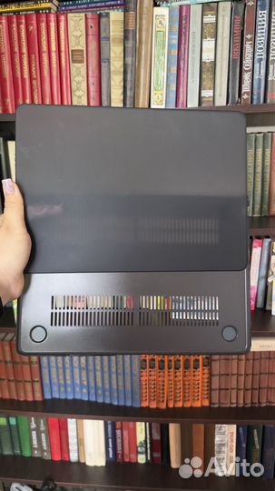 Накладка/чехол пластиковый на Mac book air 13,6