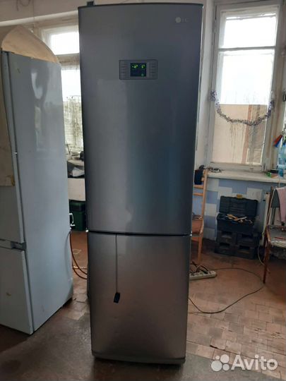 Холодильник бу lG