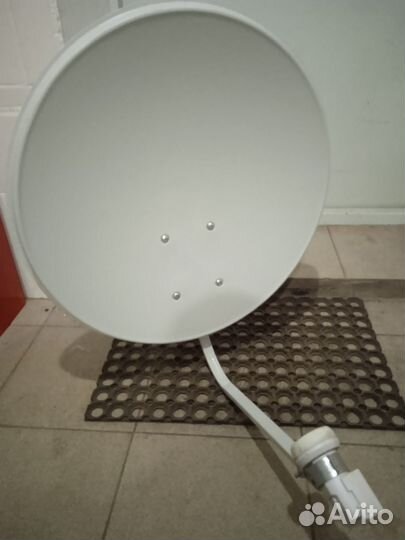 Антенна спутниковая