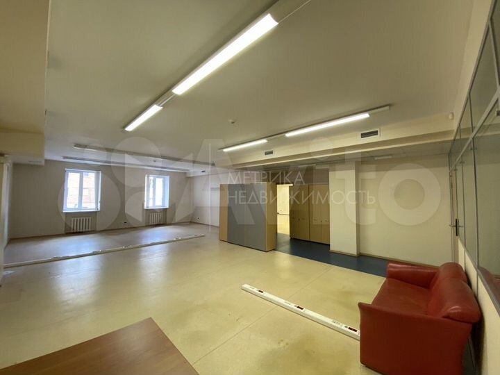 Сдам офисное помещение, 439.7 м²