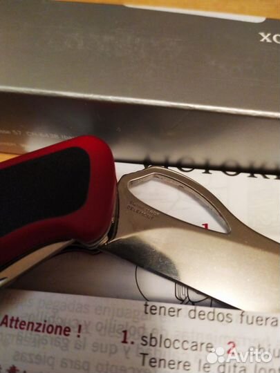 Нож victorinox RangerGrip 78