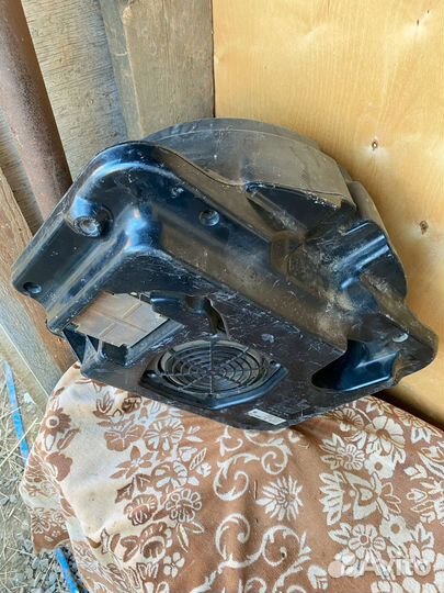 Штатный басовик на каен