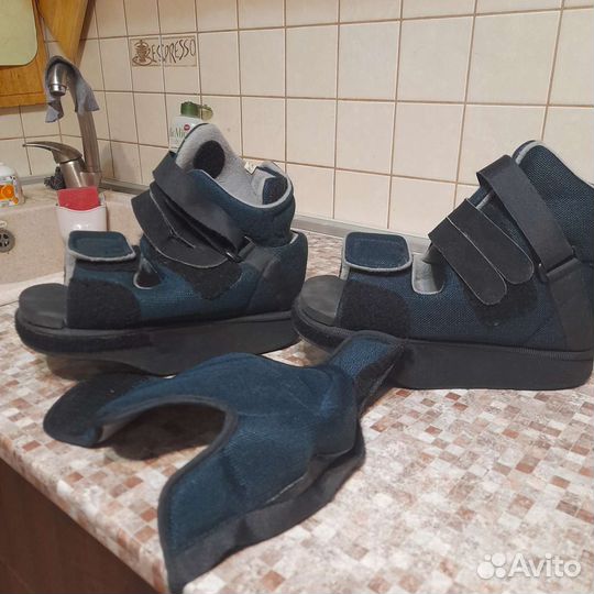 Ортопедические сандали