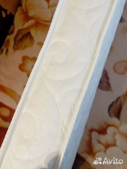 Матрас + наматрасник детский 120 *60