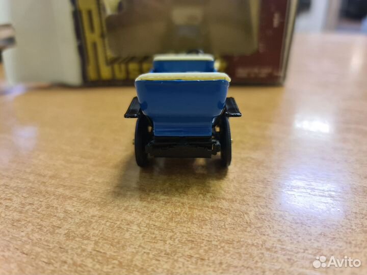 Модель СССР 1:43. Руссо Балт А36 