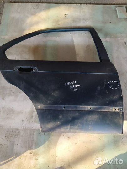 Дверь боковая задняя правая Bmw 3 седан 1.6 1997