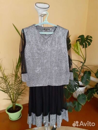 Костюм женский