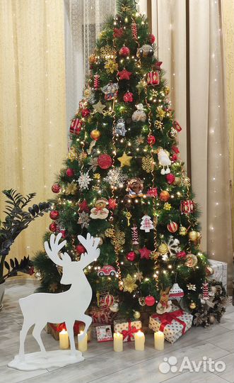 Новогодний олень