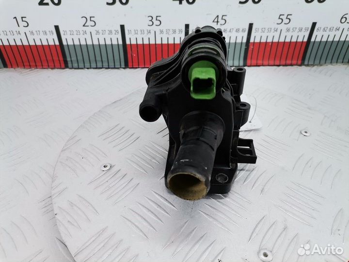 Корпус термостата Ford Focus 2 рест. 2009 1313841