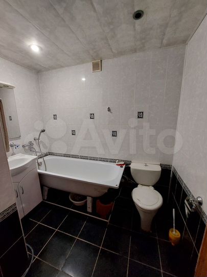 2-к. квартира, 43,1 м², 9/9 эт.