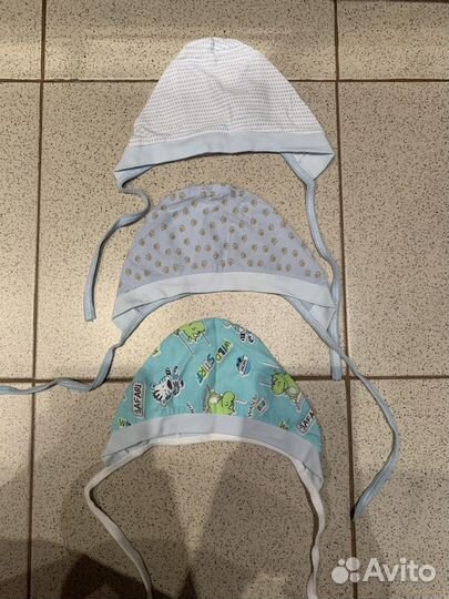 Чепчики и шапки