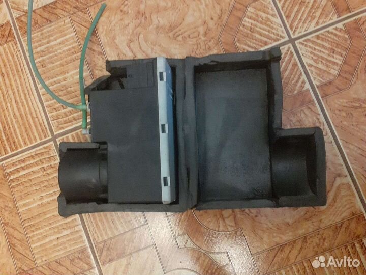 Компрессор центрального замка A8D2 S8D2