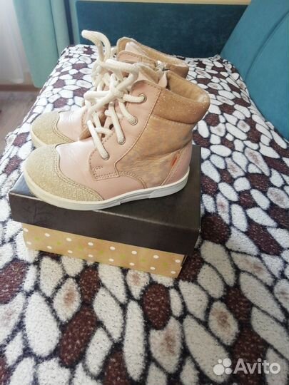 Ботинки детские демисезонные 25