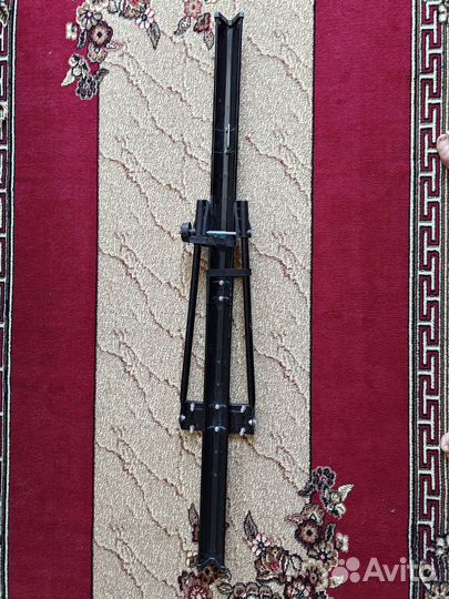 Велокрепление на крышу авто универсальное