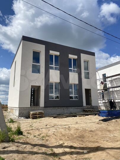 Таунхаус 93 м² на участке 3 сот.