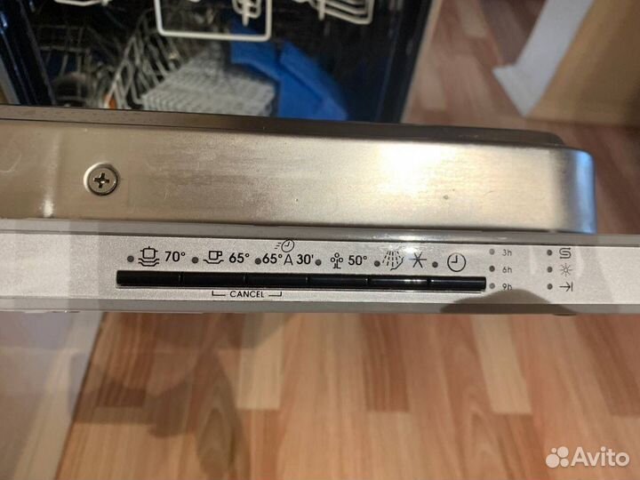 Посудомоечная машина zanussi