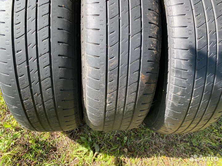 Kumho Radial 857 265/65 R17