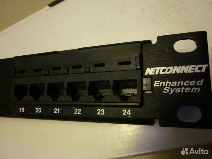 Коммутационная патч-панель AMP 25 портов