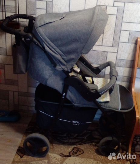 Прогулочная коляска