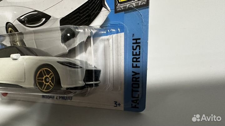 Hot wheels nissan z proto